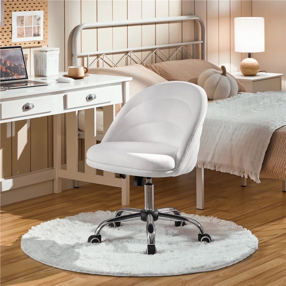 Oak & Aura's Adjustable Task Chair